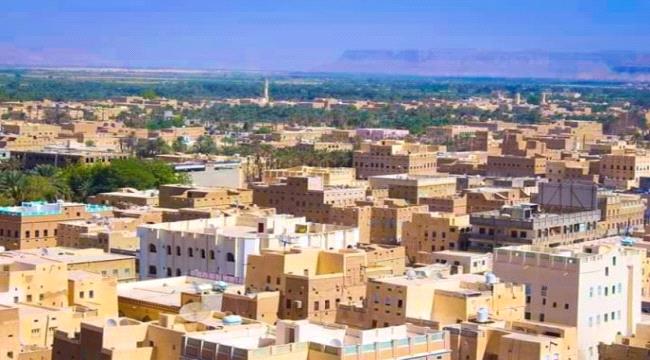 مسلحون مجهولون يقتلون مواطن بالقطن 