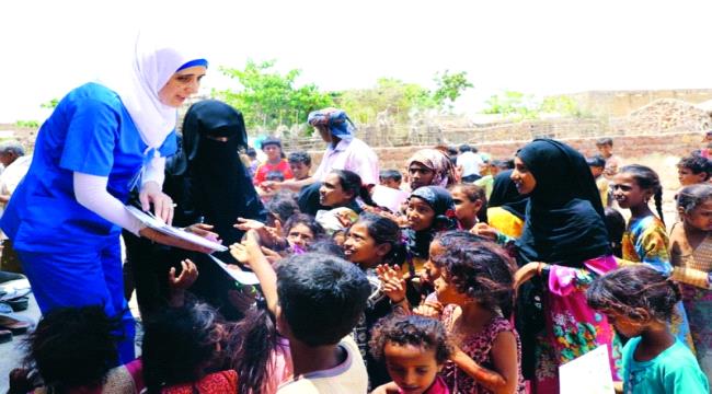 أهالي سقطرى يشيدون بالدعم الاماراتي للأمهات والأطفال