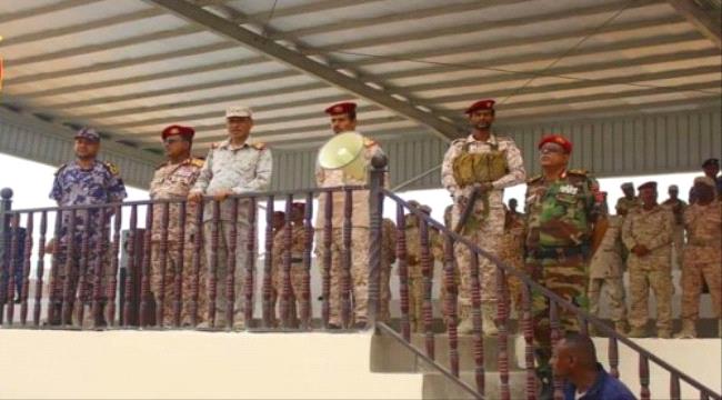 محافظ #حضـرموت يشهد بروفة عسكرية احتفاءً بالذكرى الثالثة لتحرير ساحل #حضـرموت