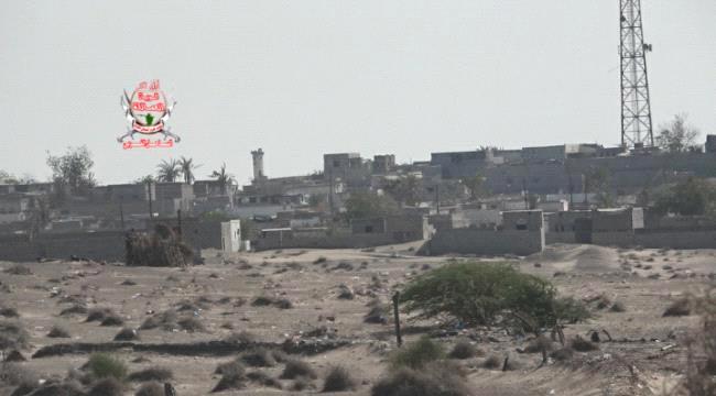 قصف حوثي على مواقع العمالقة والأحياء السكنية في التحيتا بالمدفعية والأسلحة الثقيلة