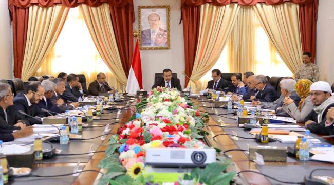 الحكومة #اليـمنية تخرق التهدئة في الجنوب