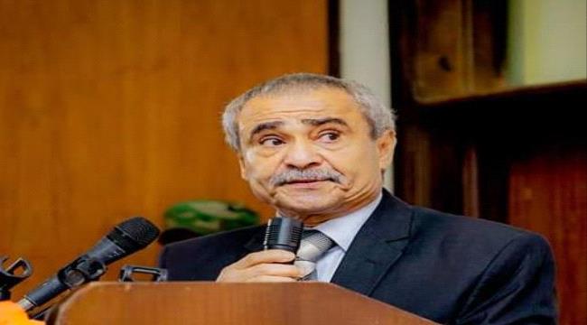الخبير الإقتصادي بن سريع يكشف الاسباب الحقيقة خلف قرار اقالته من عمادة كلية الاقتصاد