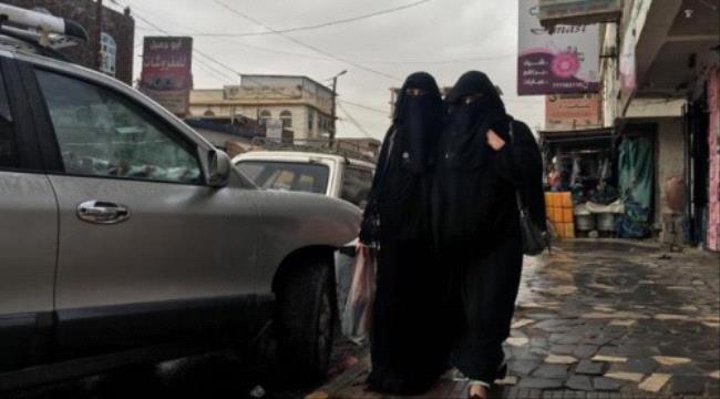 تعددت الطرق والهدف واحد..مليشيا الحوثي التضييق على النساء