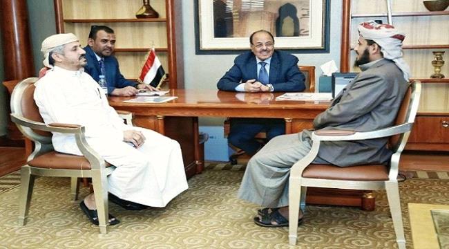 الأحزاب ترفض إنشاء الإصلاح معسكرات غير قانونية في تعز