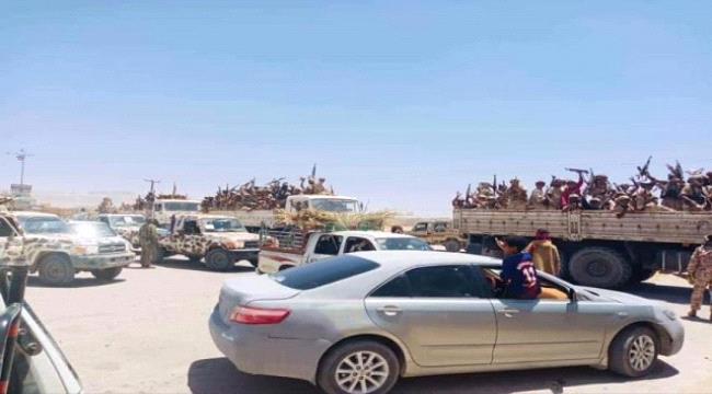 طلائع النخبة الشبوانية تعود الى مواقعها وسط استبشار المواطنين 