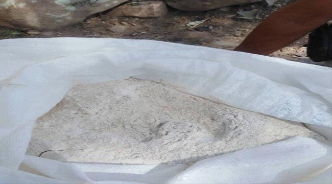 مواد غذائية فاسدة من الغذاء العالمي لاهالي سرار يافع