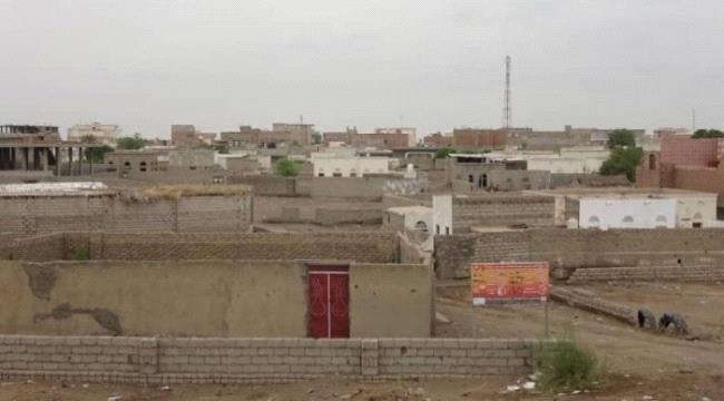 الحوثيون يقصفون منازل المواطنين بالتحيتا