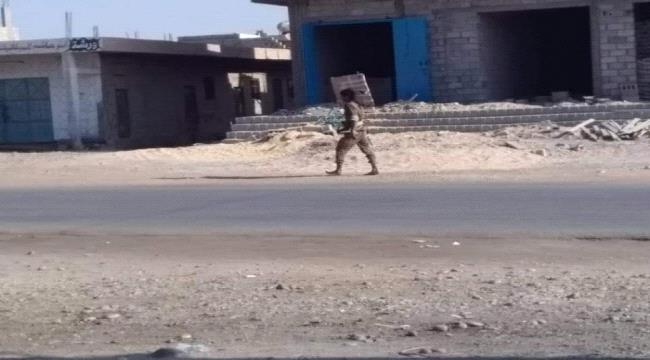 عناصر الإخوان ينهبون ممتلكات المواطنين في ميفعة بشبوة