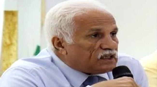 قيادي في الانتقالي : الشرعية حسمت قرارها بتعطيل اتفاق الرياض بتوزيع الأدوار والتحالف يدرك ذلك