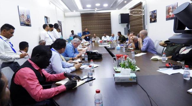 محافظ الضالع يلتقي بمدراء و ممثلي مكاتب المنظمات الدولية في العاصمة عدن