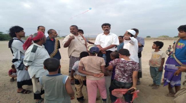 أبين.. وقفة احتجاجية لوقف التعديات على أراضي خنفر