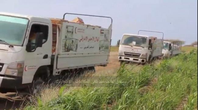 الهلال الإماراتي يسير قافلة إغاثية جديدة إلى المخا