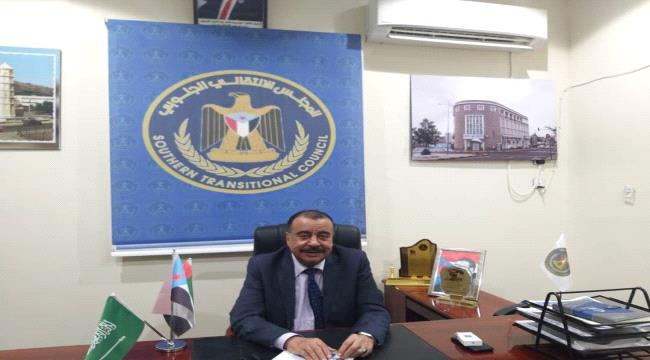 اللواء بن بريك : نحمل ابو عوجاء مسؤولية قمع واعتقال ابناء وادي #حضـرموت ونحذر من استمرار اعتقالهم