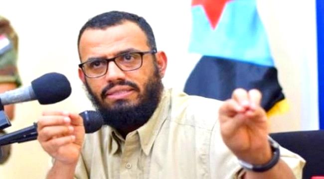تعليقا على حملة حزب الاصلاح ضد نائب رئيس الانتقالي..محلل جنوبي:يحاربون هاني بن بريك لانحيازه إلى قضية أهله وشعبه باجتثاث الإخوان
