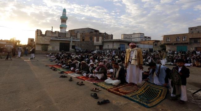  #الحـوثيون يحددون مساجد وخطب معينة في العيد لدعم موقفهم وتوجهاتهم