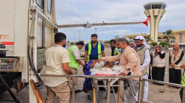 دفعة من الجرحى يغادرون لتلقي العلاج في مستشفيات #مصـر