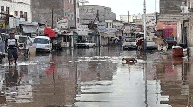 د.لقور : الامطار على عدن كشفت فساد وكذب رموز نظام صالح