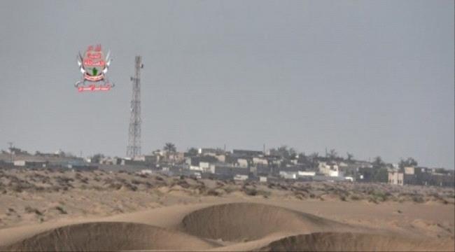قصف عنيف من مليشيا #الحـوثي لمواقع لعمالقة بالدريهمي