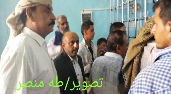 مأمور الحصين يتفقد عملية صرف مستحقات الرعاية الاجتماعية