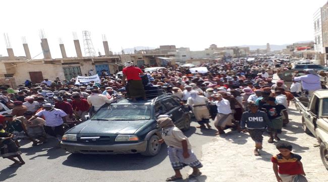 عاجل.. ابناء سقطرى يحتشدون للخروج في مسيرة رافضة للوجود الاخواني بالجزيرة