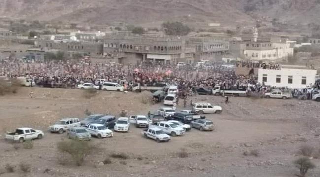 مسلحي الاصلاح يطلقون النار عشوائيا على مشجعي كرة القدم ببيحان ومقتل شخص واصابة اخرين