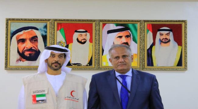 الهلال الاماراتي يطلق حملة واسعة لمكافحة حمى الضنك في عدن