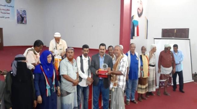 قيادة انتقالي لحج تُكرم رواد العمل المسرحي في المحافظة