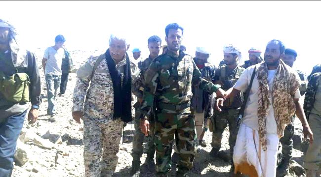 قائد محور يافع يتفقّد الجبهات القتالية الحدودية بالحد