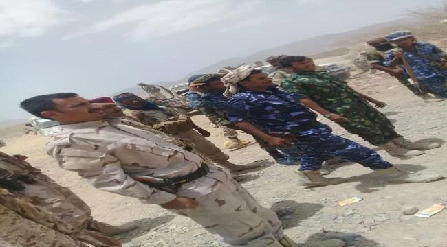 من حدود البيضاء ..قائد اللواء السابع بالنخبة الشبوانية يشدد على رفع الجاهزية القتالية