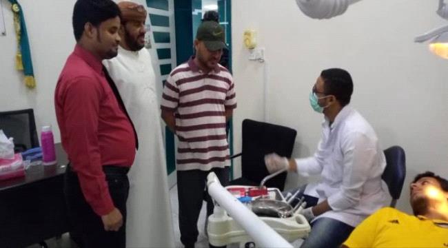 العميد “التميمي” يزور مركز طب الأسرة بجامعة #حضـرموت ويشيد بالخدمات الطبية التي يقدمها المركز للمرضى