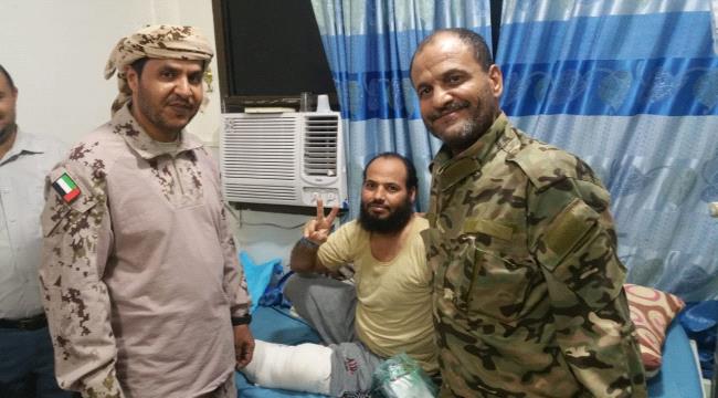 قائد قوات التحالف ومدير امن عدن  يتفقدان جرحى #الضـالع والساحل الغربي بمستشفيات عدن