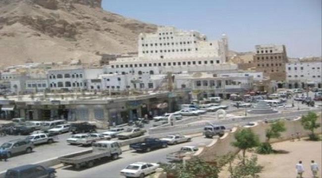 ضبط شخص متلبس أثناء محاولته سرقة سيارة بسيئون