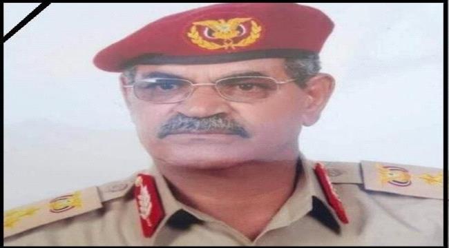 قائد نخبة محور العند يعزي باستشهاد قائد اللواء الأول مقاومة العميد سيف سكره