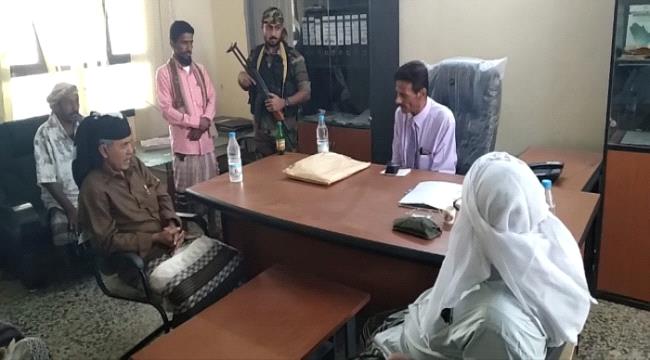 الحوتري يتفقد محكمة زنجبار ويناقش مع رئيسها سرعة حل القضايا العالقة