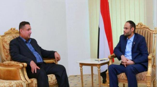 استدعاء وزير حوثي للمحاكمة بعد كشفه فساد تعيينات الجماعة