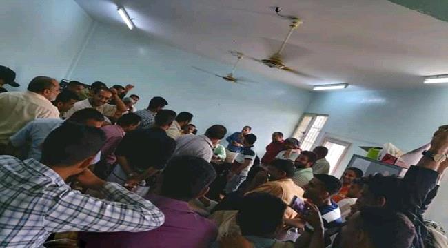 أشهار اللجنة النقابية لموظفو الهيئة العامة لتنظيم النقل فرع عدن