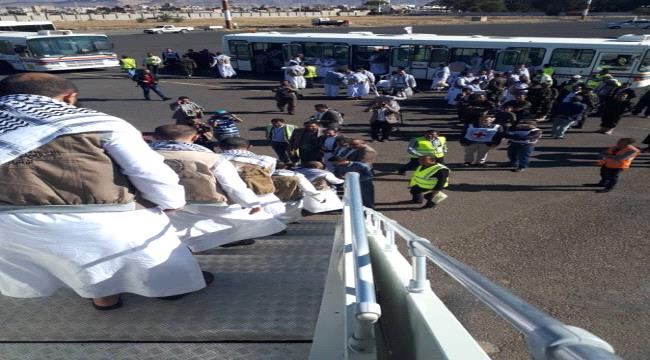  غريفيث يرحب بإفراج السعودية عن 128 أسيرا حوثيا