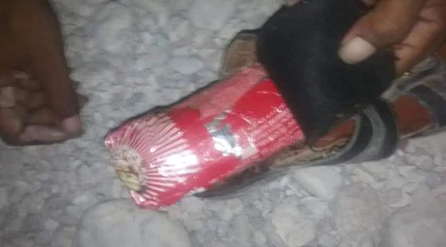 نقطة بمدخل المكلا تضبط شخصاً بحوزته حشيش مخدر