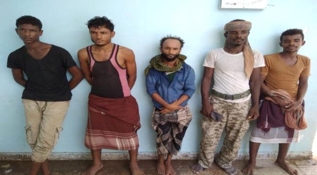 ادارة امن لحج تلقي القبض على عصابة تقطع وحرابه 