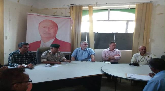 محافظ #الضـالع يلتقي المدير الاقليمي لمنظمة الانقاذ الدولية ب#اليـمن والمنسق الاقليمي 