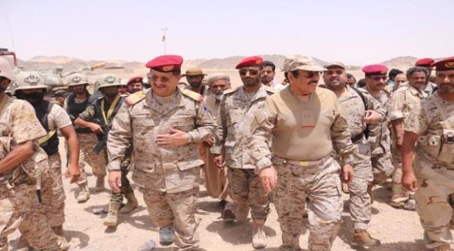 عن اسر الوية الشرعية.. اليافعي ساخرا : إنجاز جديد يضاف للجنرال علي محسن الاحمر ووزير دفاعه المقدشي