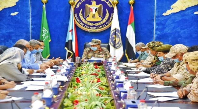الإنتقالي يستنكر الحادث الارهابي بالمنصورة ويوجه بإغلاق المنافذ الجوية والبحرية 