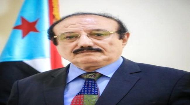 السفير عسكر ناصحاً السعودية : لا تفرضوا على شعب الجنوب شرعيه ليست شرعيته