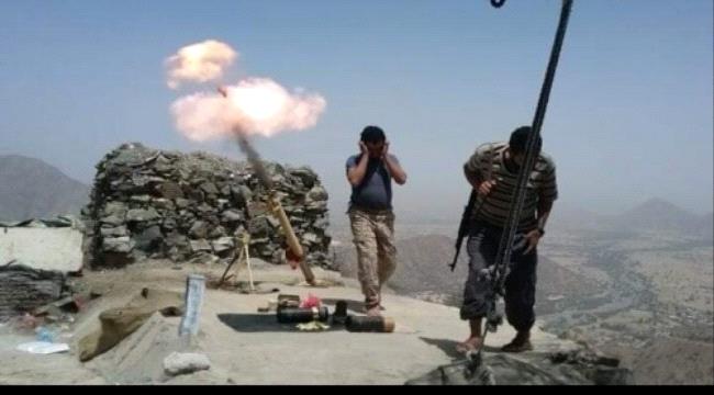 مدفعية المقاومة الجنوبية تدك مخازن الحوثي في جبهات ثرة 
