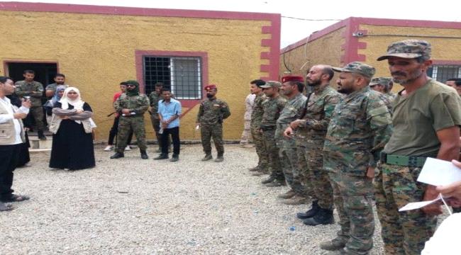 أمن عدن يوعي أفراده بالوقاية من كورونا 