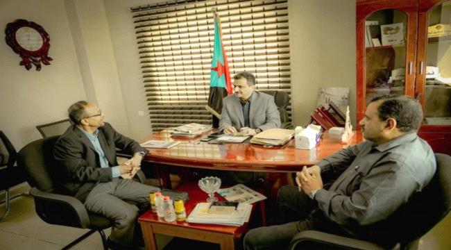 لملس يناقش نشاط مكتب خارجية الانتقالي بكندا