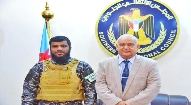 الوالي يطلع على جهود تأمين المنشآت والمرافق الحكومية بالعاصمة عدن
