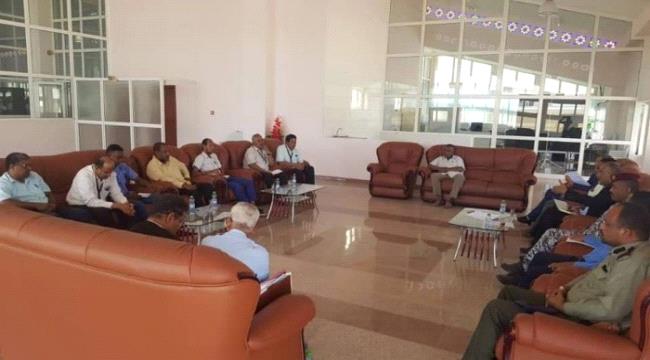 إجراءات احترازية في مطار سيئون لمواجهة كورونا
