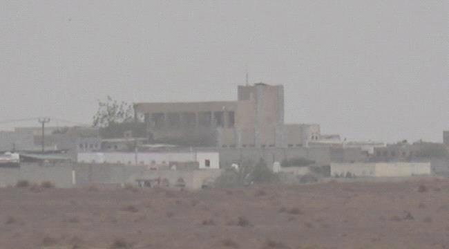 العمالقة:مليشيا الحوثي حولت منازل المواطنين بالدريهمي الى ثكنات عسكرية