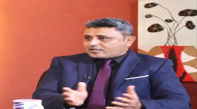 اعلامي جنوبي يدعو الأطراف المتصارعة لوقف الحرب والاستعداد لمواجهة كورونا
